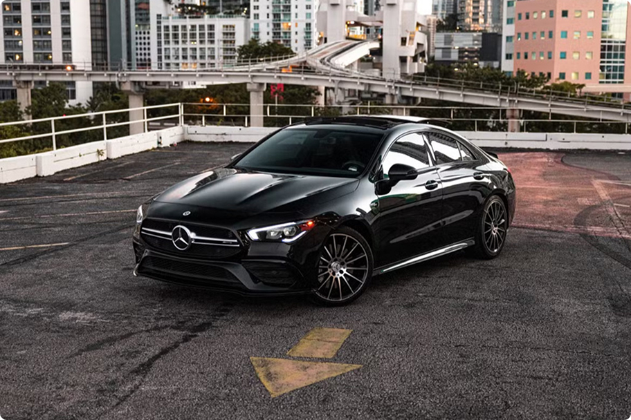 Mercedes Benz AMG CLA35