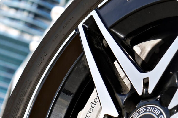 2023 MERCEDES AMG C300 - Image 5