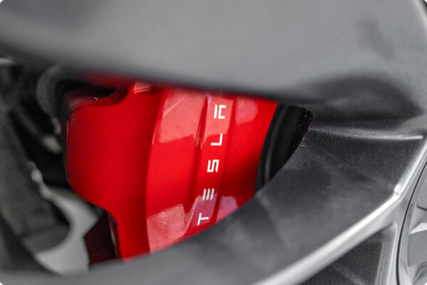 2021 TESLA MODEL Y PERFORMANCE (WHITE) - Image 4