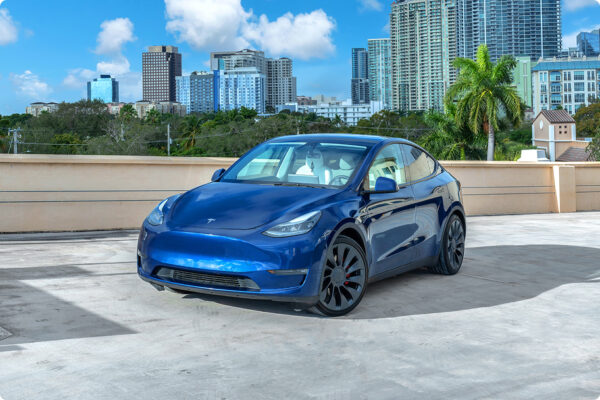 2021 TESLA MODEL Y PERFORMANCE (BLUE)