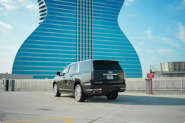2025 CADILLAC ESCALADE ESV - Image 4