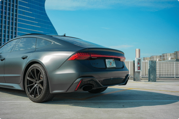 2021 AUDI RS7 W STARS - Image 4