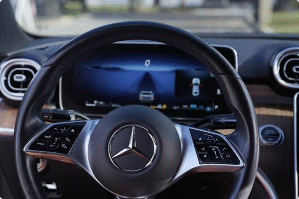 2023 MERCEDES BENZ C300 - Image 3