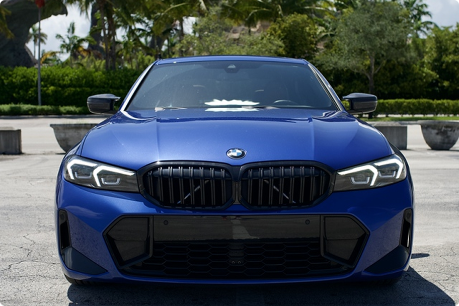BMW M330i